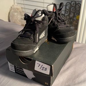 Toddler Jordan 5 Retro 🖤♥️🤍